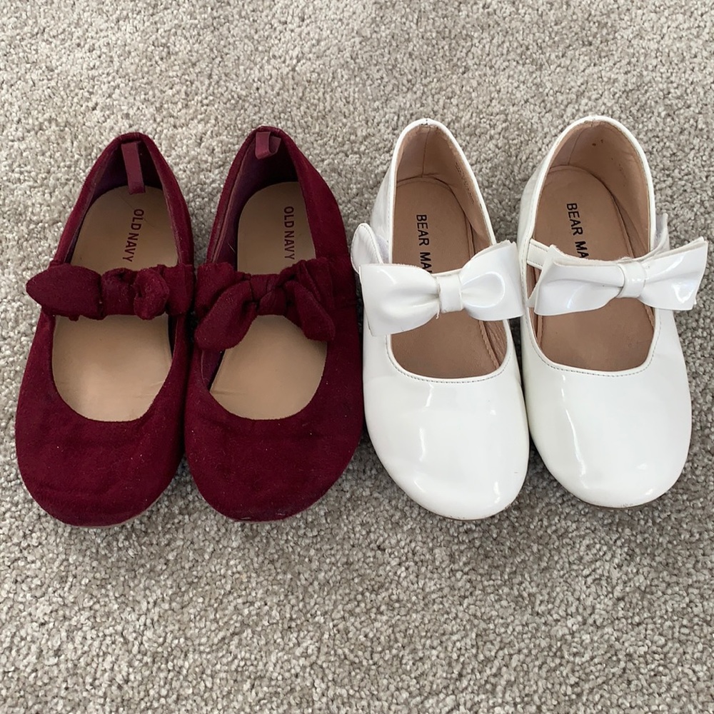 Pair of Girls Sz 11 Dress Flats